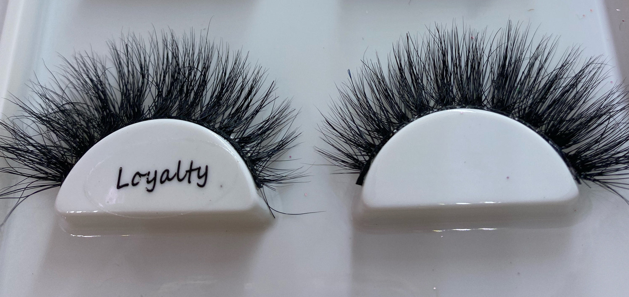 Mamacita Lash Book
